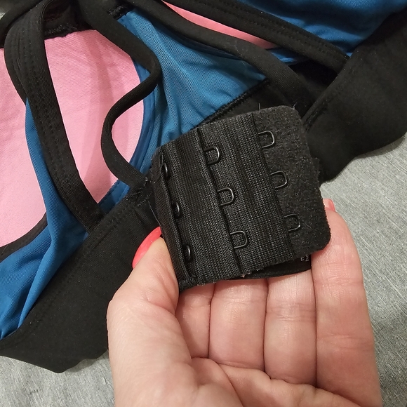 Set of 3 PINK Sports Bras - Picture 4 of 13